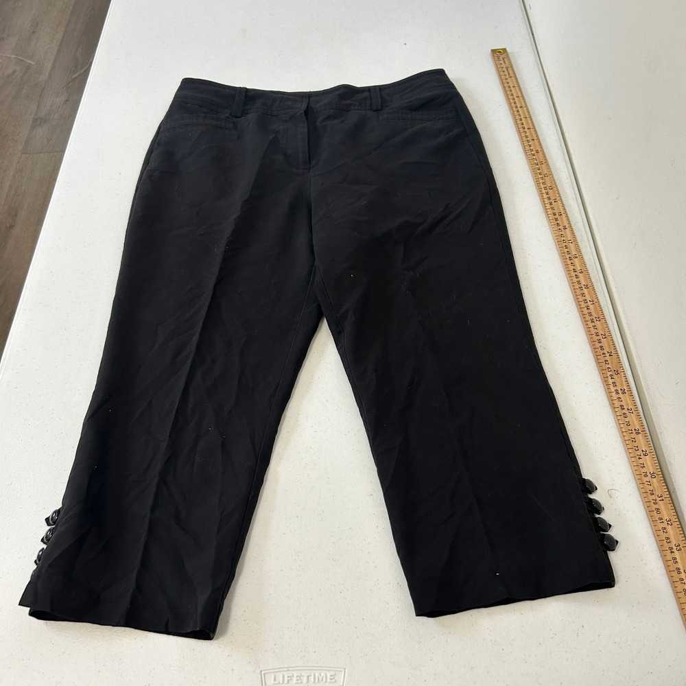 Dressbarn Black Capri Pants Size 12 Button Hem Cropped Trousers Workwear 7626